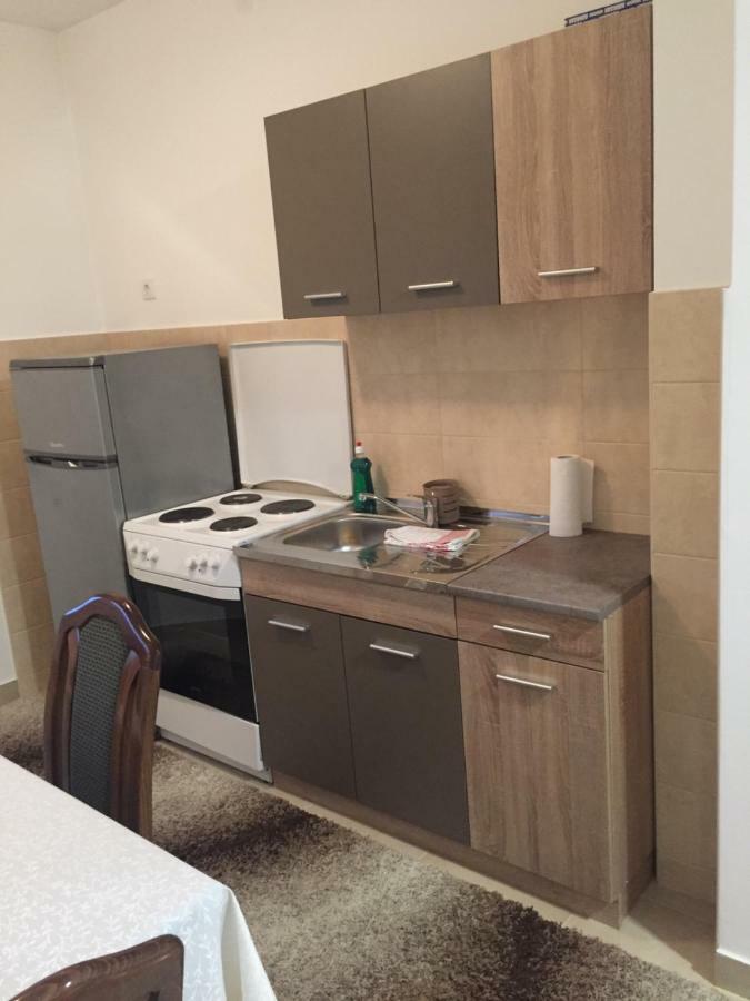 Apartmán Stan Na Dan Centar Šabac Exteriér fotografie