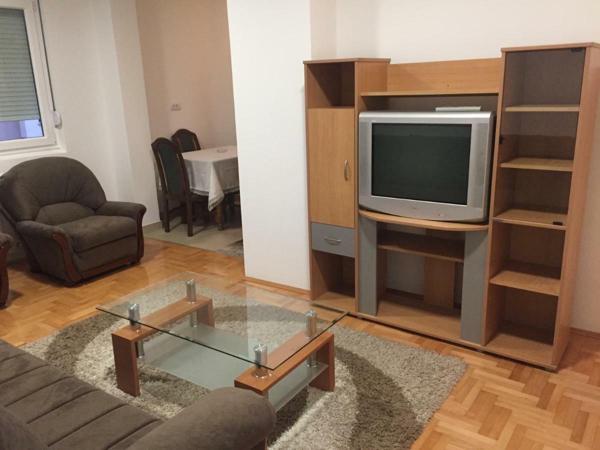 Apartmán Stan Na Dan Centar Šabac Exteriér fotografie