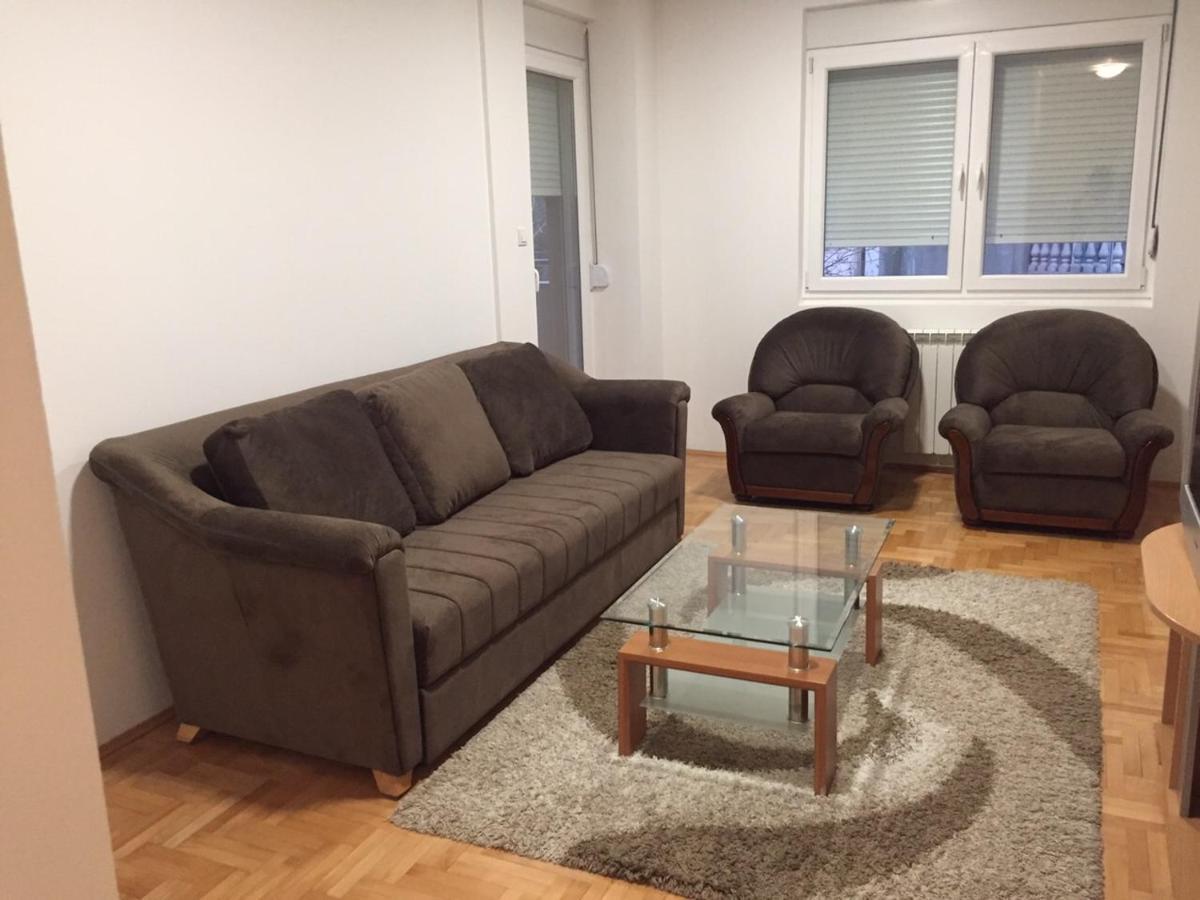 Apartmán Stan Na Dan Centar Šabac Exteriér fotografie